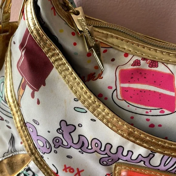 Y2K SM hobo sweet treats white Betsey Johnson Betseyville shoulder bag - Picture 7 of 13